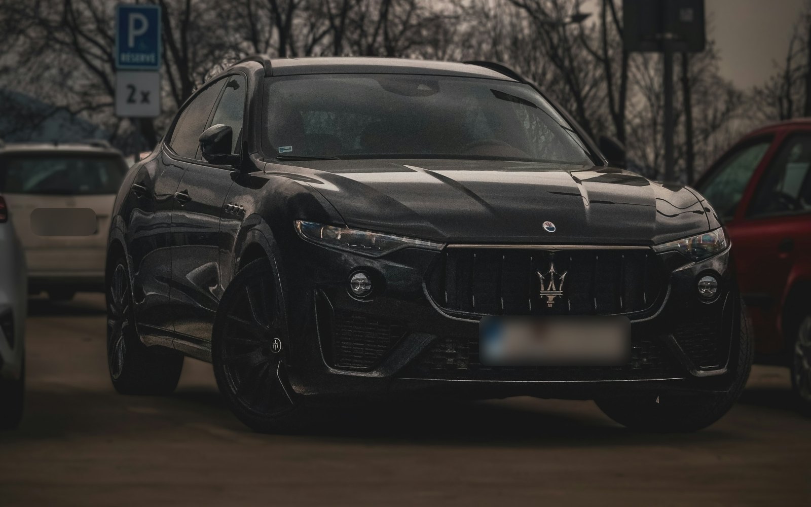 Maserati Levante rental in Georgia: black Levante GranSport, real car photo